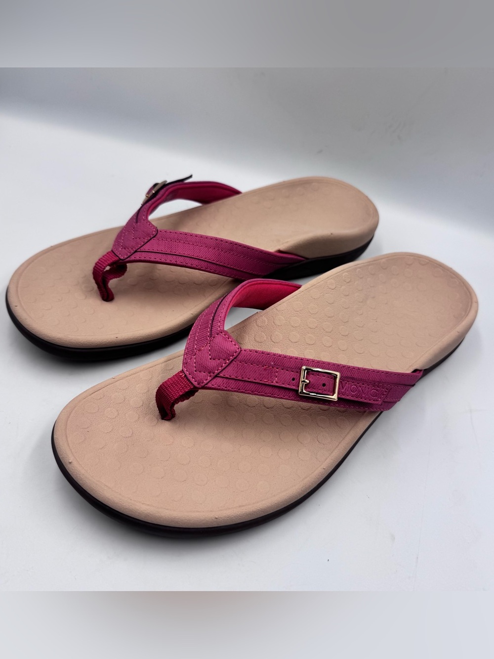 New Vionic Patty Orthotic Flip Flop Sandals Fuchsia Pink Tan Womens 11 TVW5409
